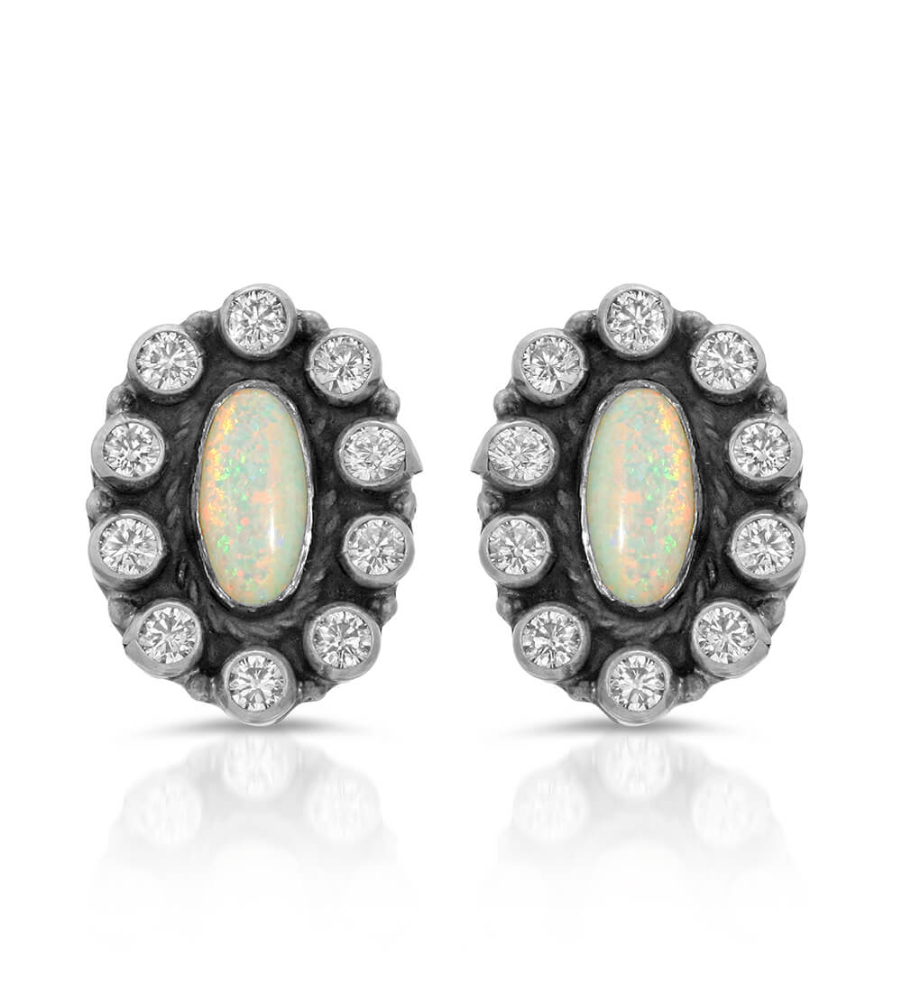 SPIRIT FLOWER STUDS