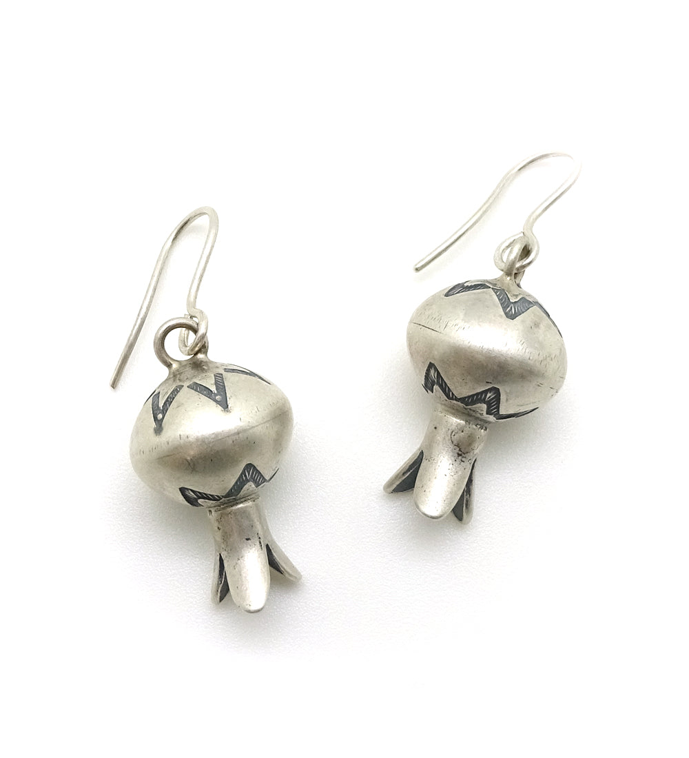 SMALL BLOSSOM EARRINGS