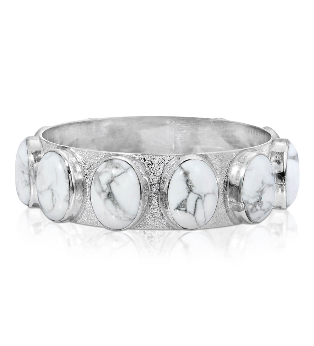 Large Howlite Bangle